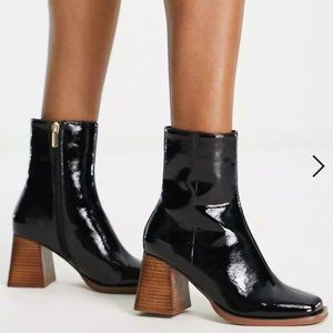 ASOS DESIGN Reform mid-heel boots in black patent US size 6- new in box